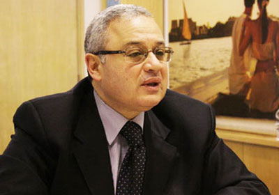 وزير السياحة هشام زعزوع